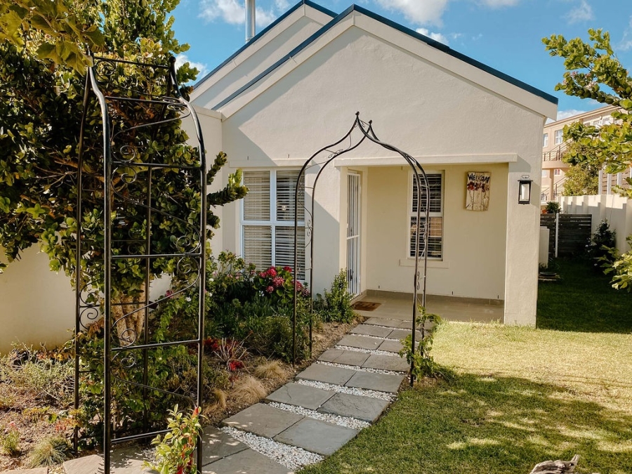 3 Bedroom Property for Sale in Somerset Forest Western Cape